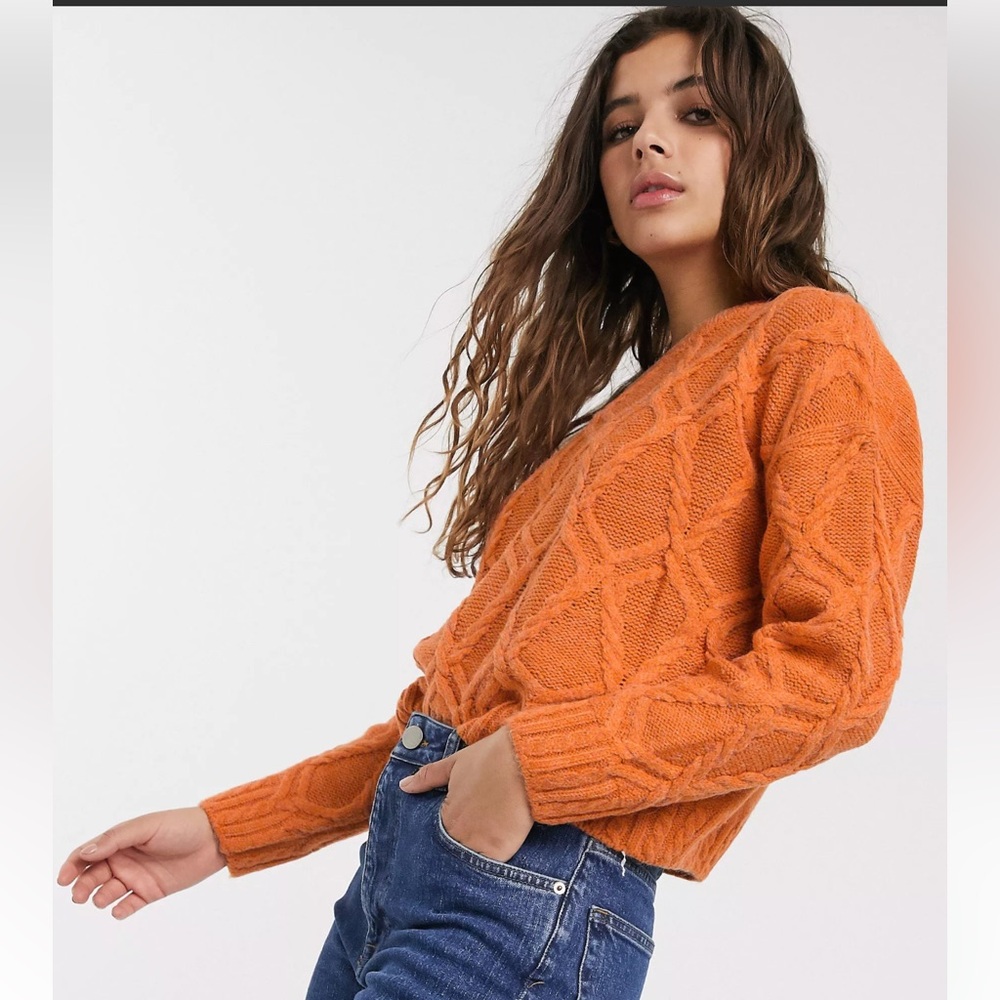 NWOT Raga Clementine cable knit sweater